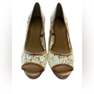 Antonio Melani Women’s 9.5M Peep Toe Lace Heels Nude Cream Stiletto Dress Shoes